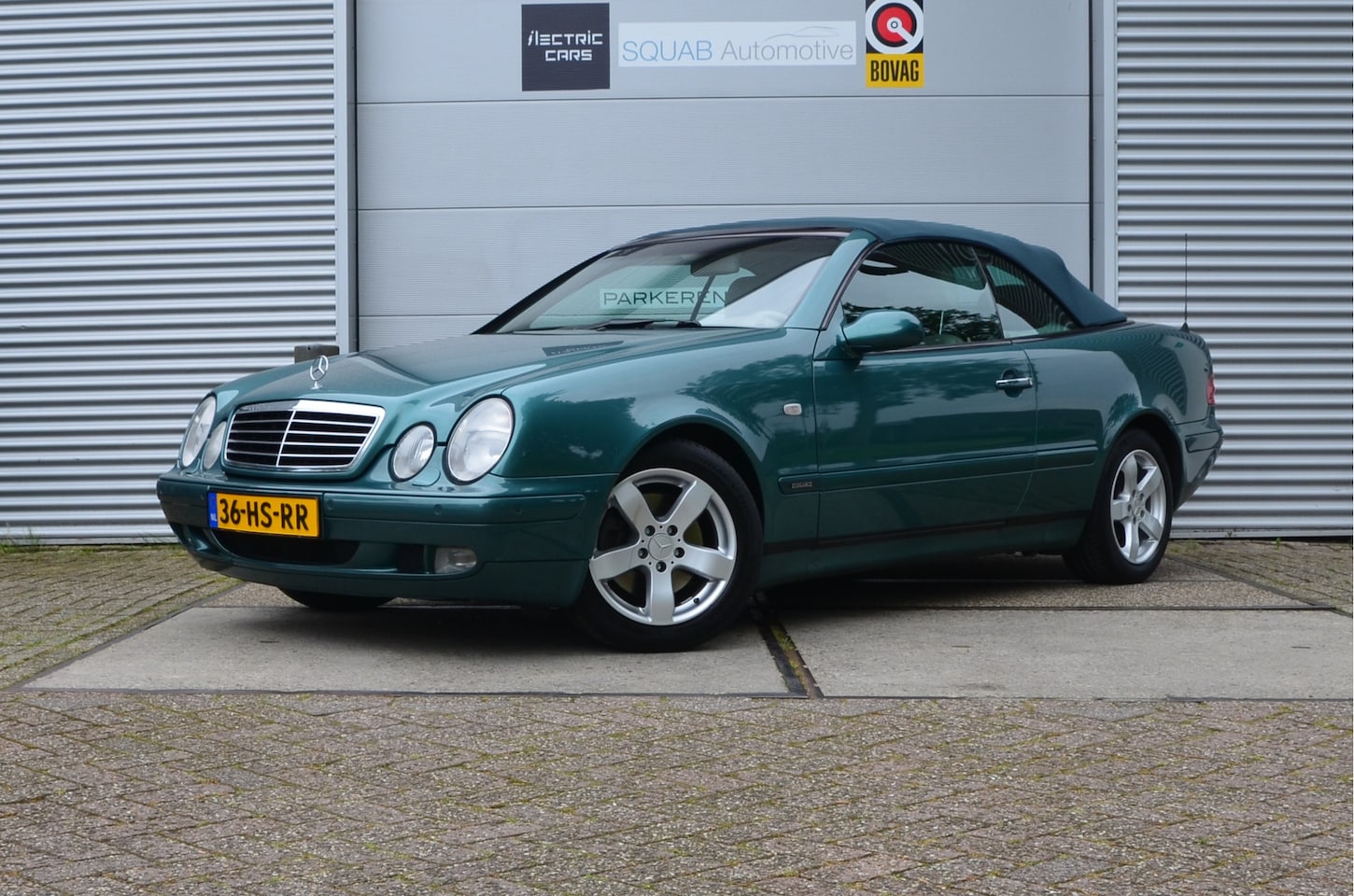 Mercedes-Benz CLK-klasse Cabrio - 320 Elegance Elektrische kap, windscherm, Leder, MARGE rijklaar prijs - AutoWereld.nl