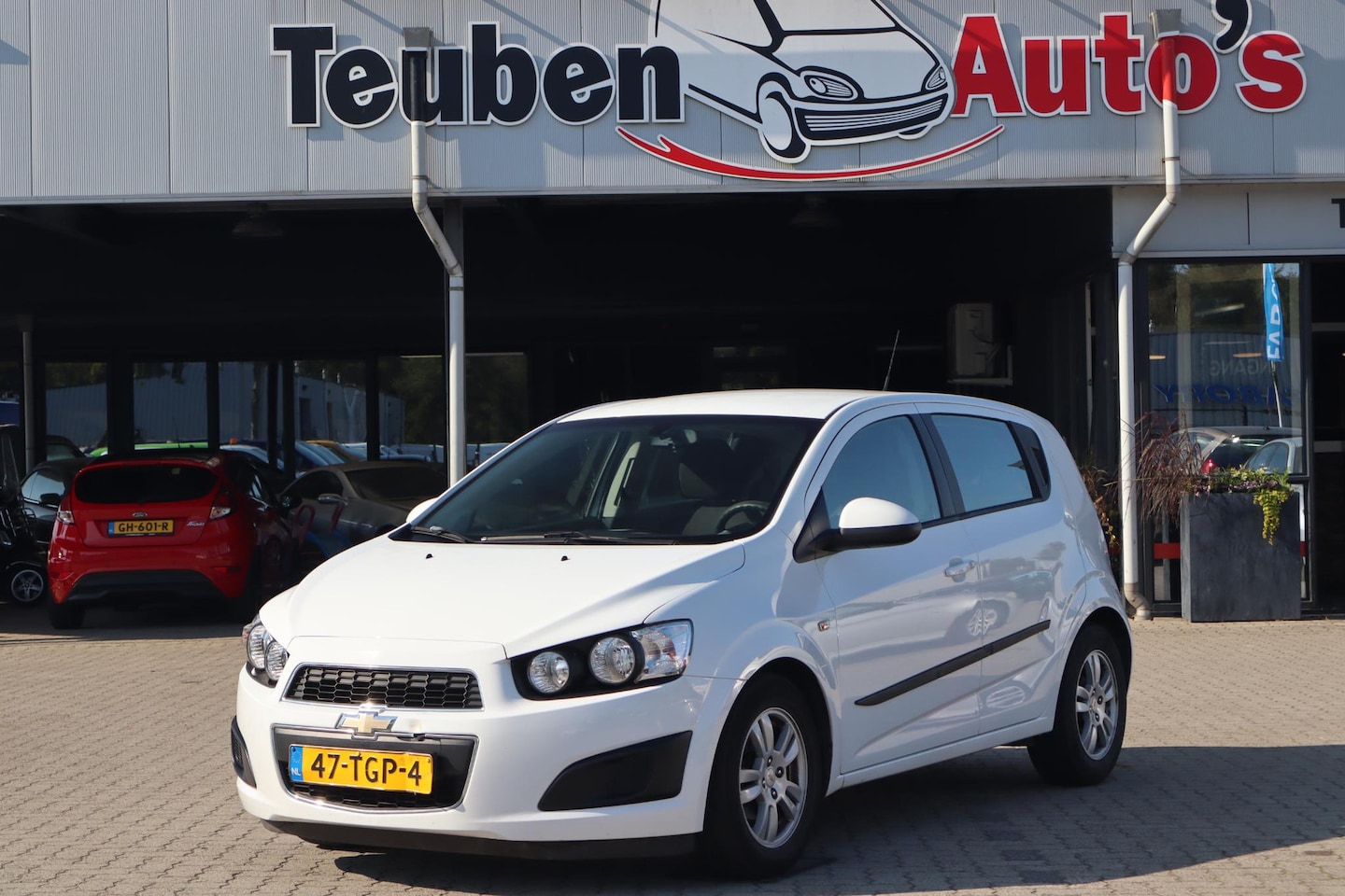 Chevrolet Aveo - 1.2 LT Cruise control, Airco, Lichtmetalen wielen, Trekhaak - AutoWereld.nl