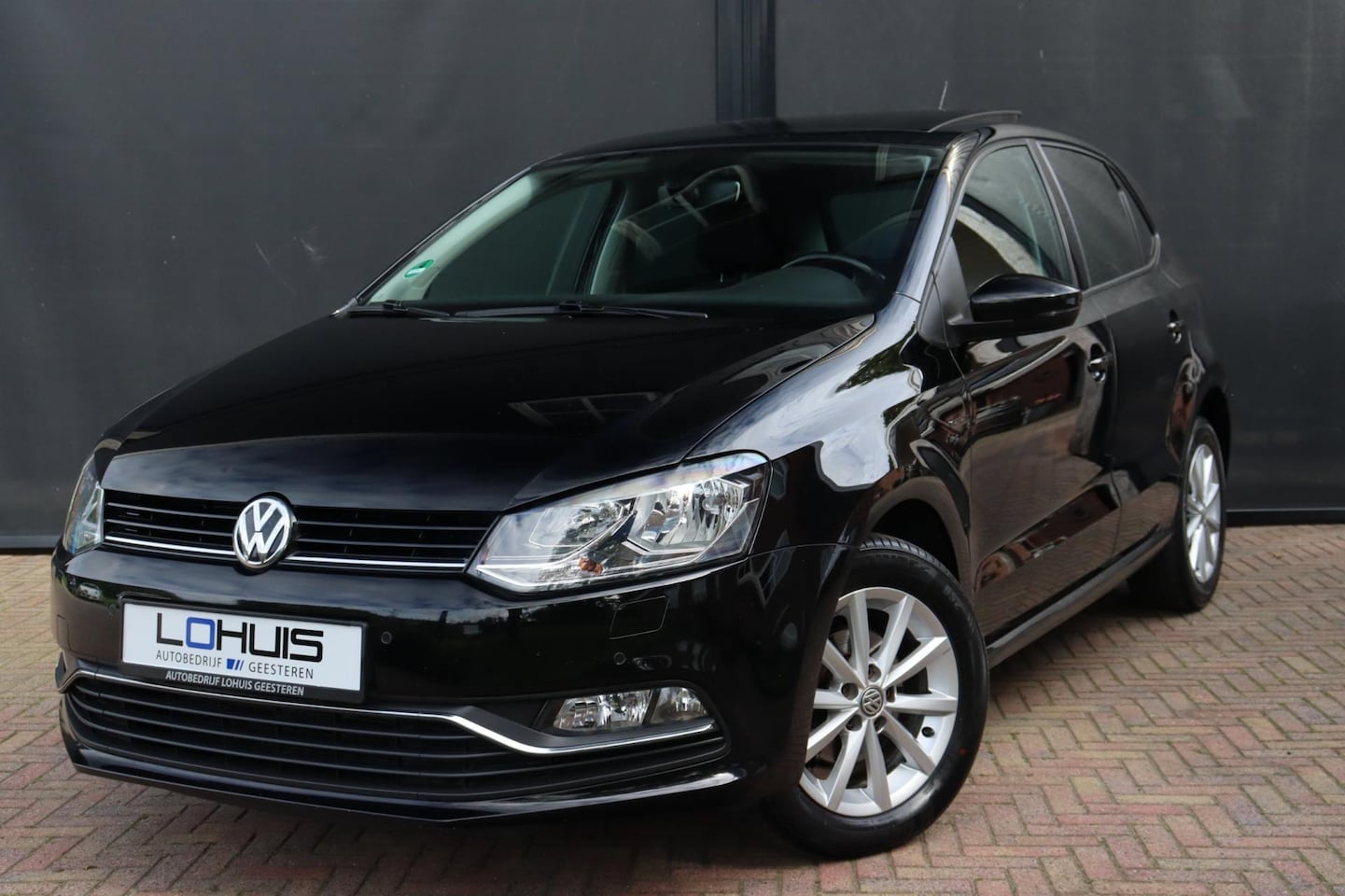 Volkswagen Polo - 1.2 TSI Comfortline PANO|NAVI|Stuurwielbediening - AutoWereld.nl