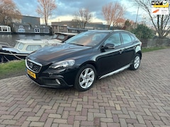 Volvo V40 Cross Country - 2.0 D4 Summum Airco Automaat Leder NAVi 2015 190DKM NAP EXPORTEXPORT