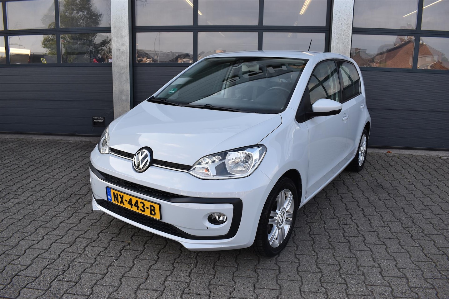 Volkswagen Up! - 1.0 BMT high up! 1.0 60pk 5-drs BMT High up! - AutoWereld.nl