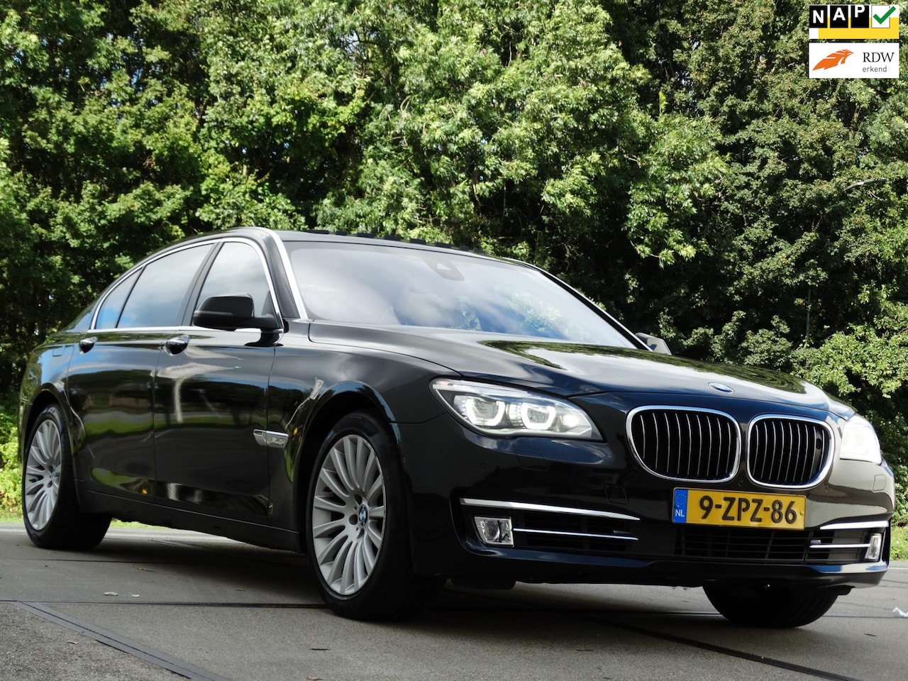 BMW 7-serie - 740Li High Executive - LANG - STOEL VERW / VERKOEL - FULL OPTION - NAP - NAVIGATIE ! - AutoWereld.nl