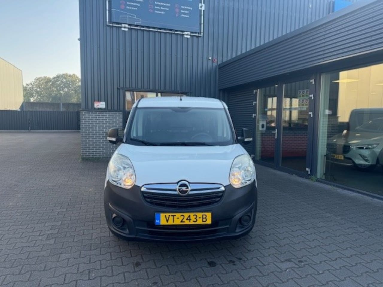 Opel Combo - 1.3 CDTi L1H1 Sport 1.3 CDTI L1H1 SPORT - AutoWereld.nl