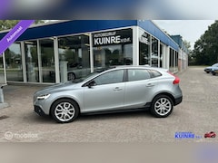 Volvo V40 Cross Country - 2.0 T4 Summum