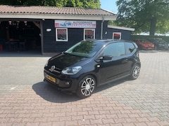 Volkswagen Up! - 1.0 HighUp BlueMotion Airco Navigatie