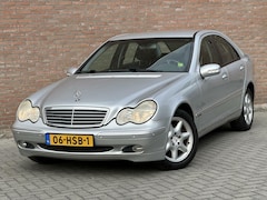 Mercedes-Benz C-klasse - 240 V6 Elegance Navi - Cruise - Automaat - Stoelverwarming