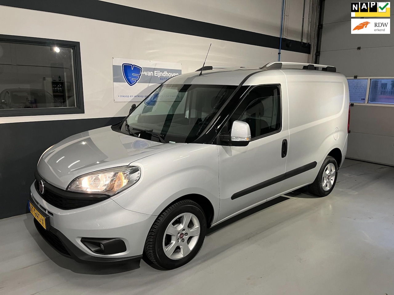 Fiat Doblò Cargo - 1.6 MJ L1H1 105PK! Navi|Lmv|Trekh - AutoWereld.nl