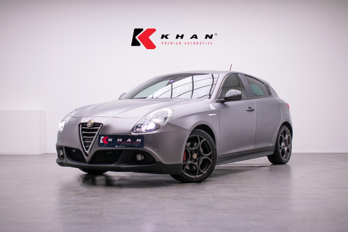 Alfa Romeo Giulietta - 1.7 TBi Quadrifoglio Verde LAUNCH EDITION 460e exemplaar 999 gemaakt! - AutoWereld.nl