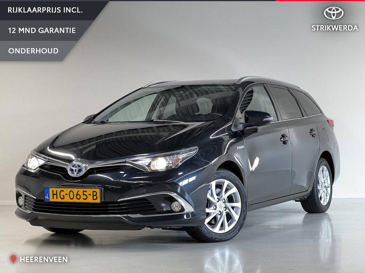 Toyota Auris Touring Sports - 1.8 Hybrid Executive - Safety Pack - AutoWereld.nl