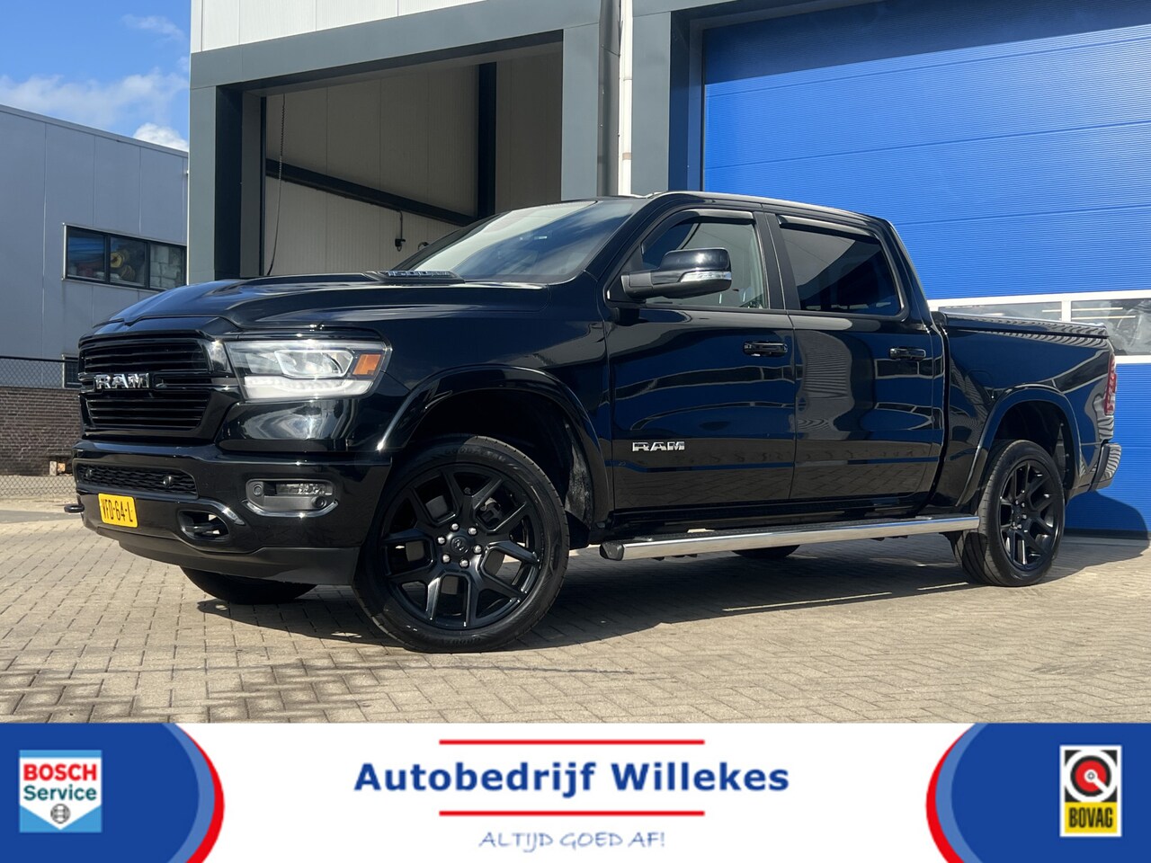 Dodge Ram 1500 - Laramie 5.7L Hemi | TREKHAAK | LEDEREN BEKLEDING | LUCHTVERING | - AutoWereld.nl