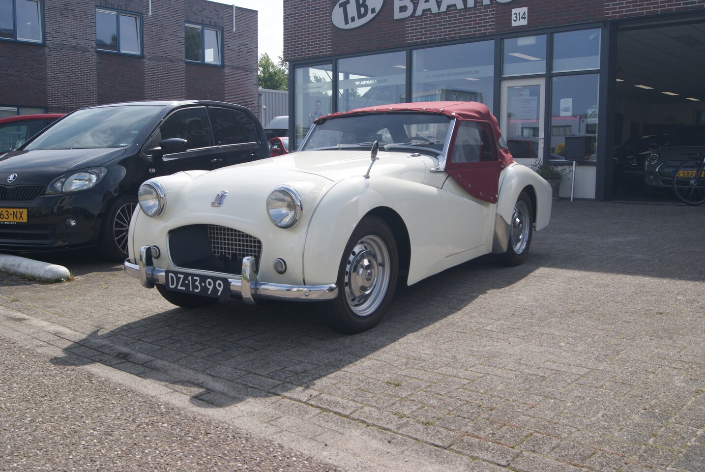 Triumph TR3 - Triumph TR 2TR3 Cabrio - AutoWereld.nl