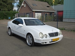 Mercedes-Benz CLK-klasse Coupé - 320 Sport