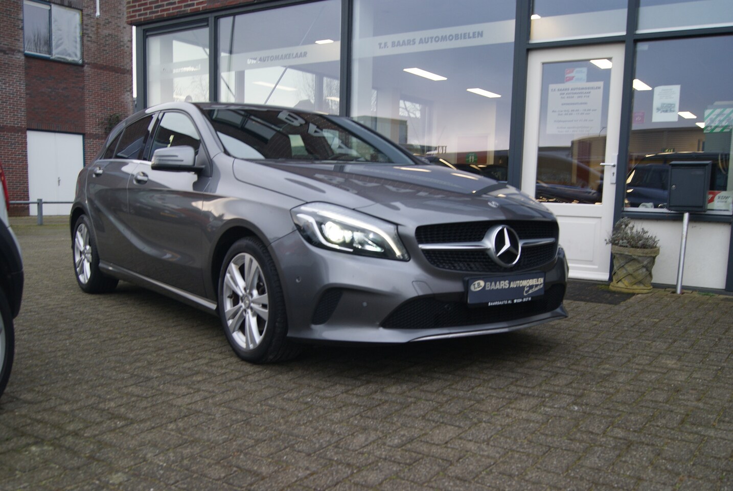 Mercedes-Benz A-klasse - A 180 BlueEFFICIENCY 122pk 7G-DCT Comfort Urban Ambition - AutoWereld.nl