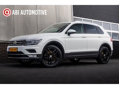 Volkswagen Tiguan - 2.0 TSI 180 pk 4Motion Highline / Pano-Dak/ Adap.Cruise/ Sportstoelen/ Stoel.Verw/ Leder/