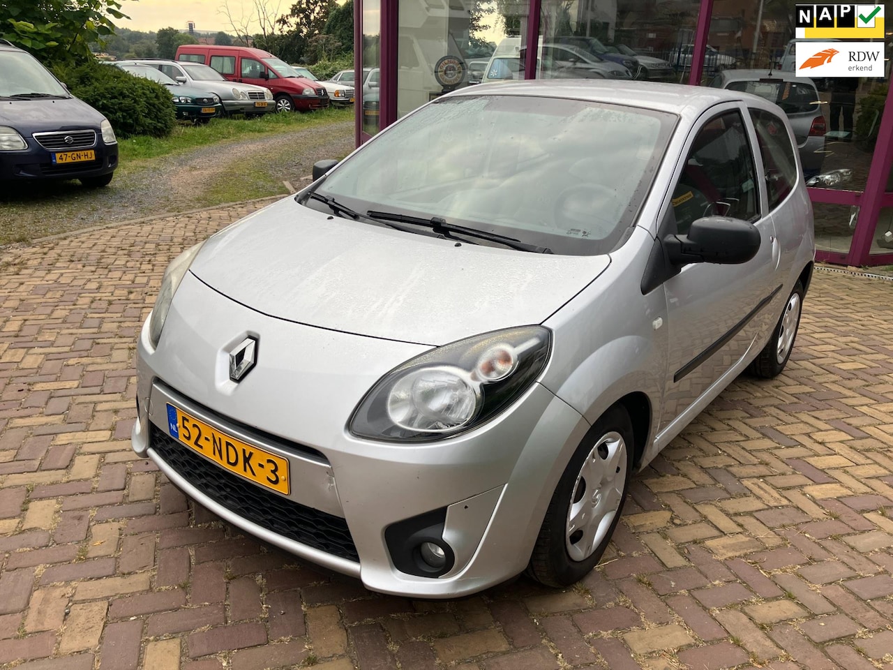 Renault Twingo - 1.2-16V Authentique 1.2-16V Authentique - AutoWereld.nl