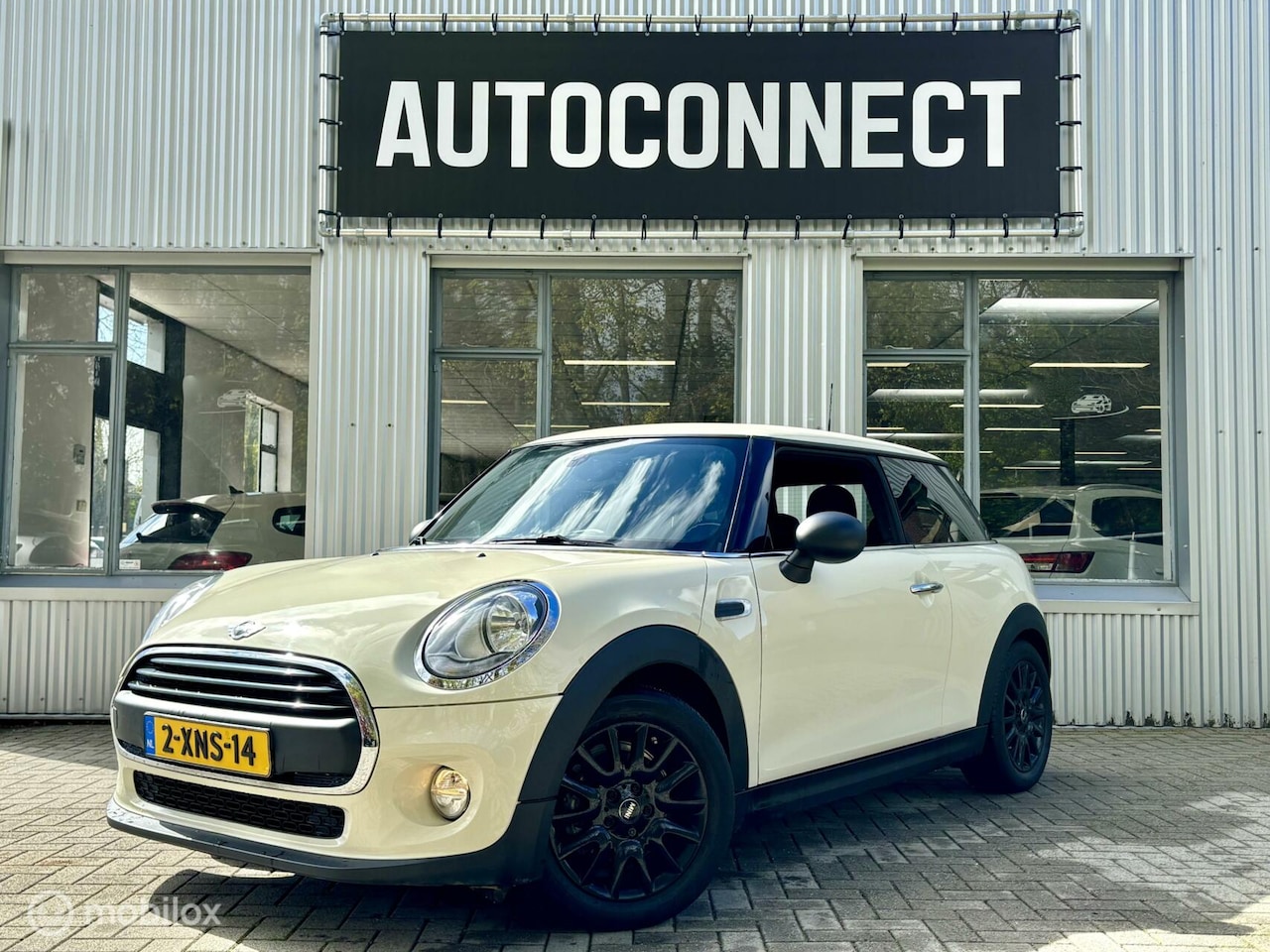 MINI One - Mini 1.2 Business, NAVI, PANO DAK, CRUISE, PDC - AutoWereld.nl