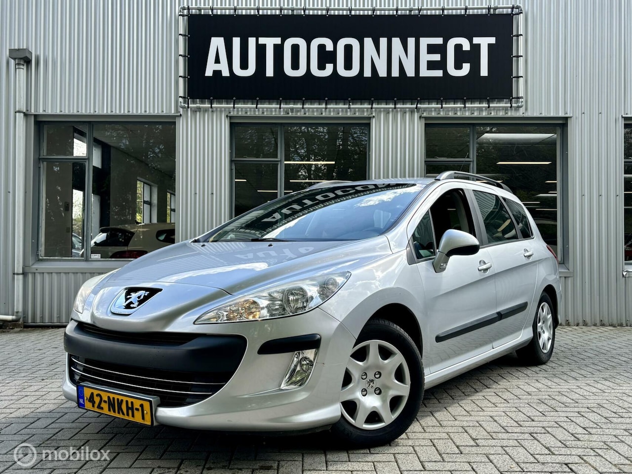 Peugeot 308 SW - 1.6 VTi Blue Lease 1.6 VTi Blue Lease, NAVI, CRUISE - AutoWereld.nl