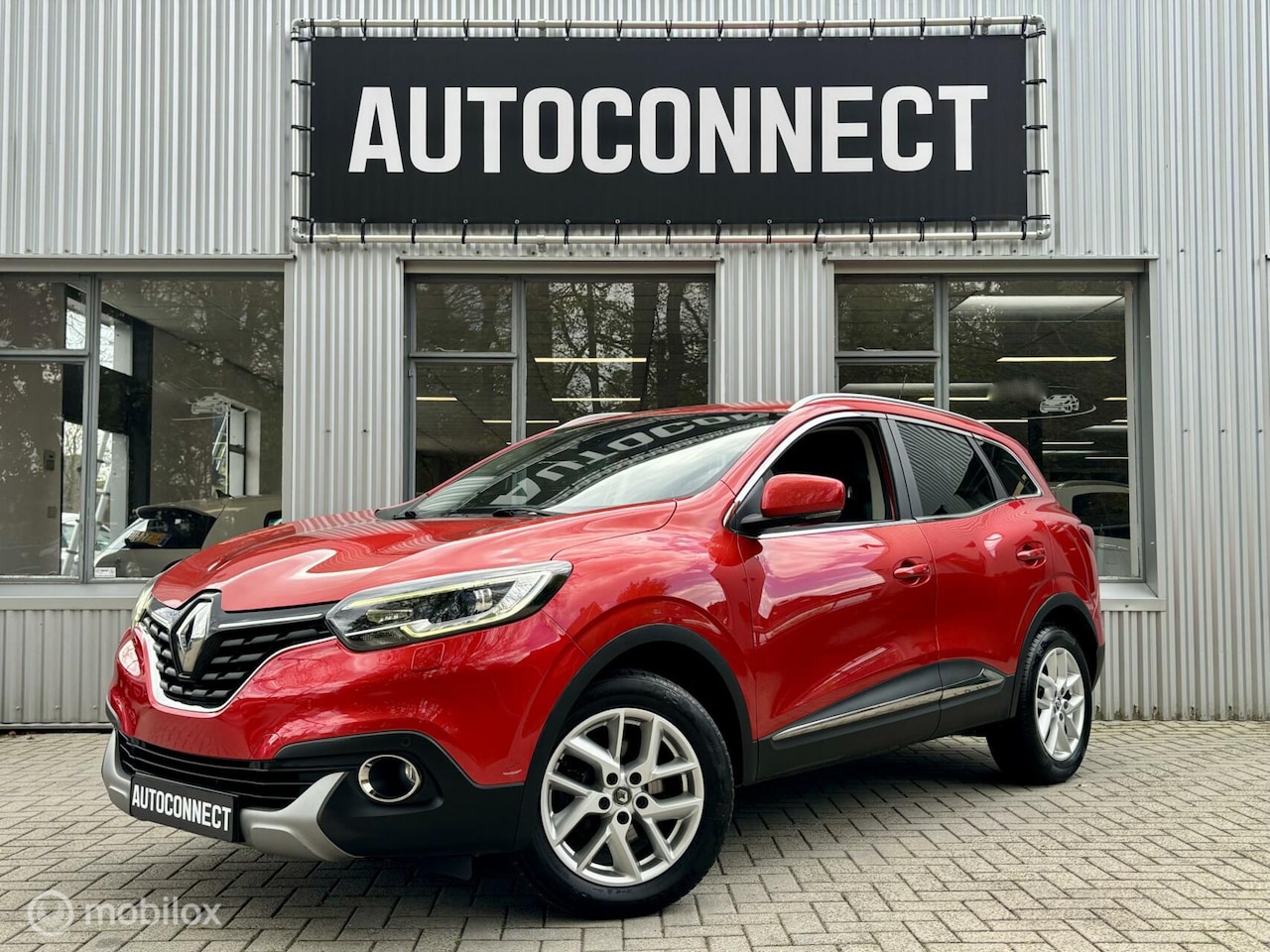 Renault Kadjar - 1.2 TCe NAVI, CRUISE, HALF/LEDER, PDC - AutoWereld.nl