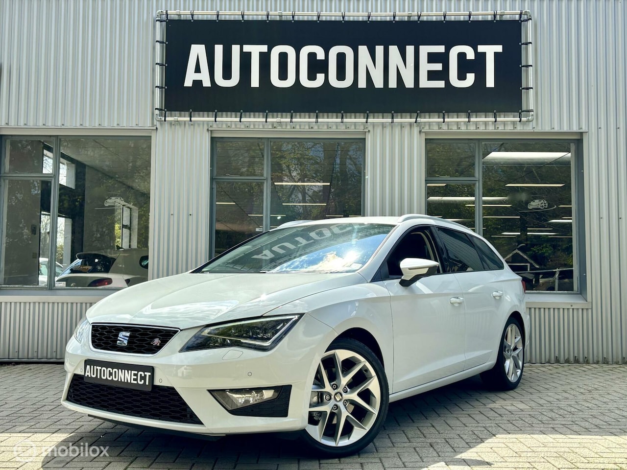 Seat Leon ST - 1.4 TSI FR. NAVI, CRUISE, XENON, STOELVERWARMING. - AutoWereld.nl