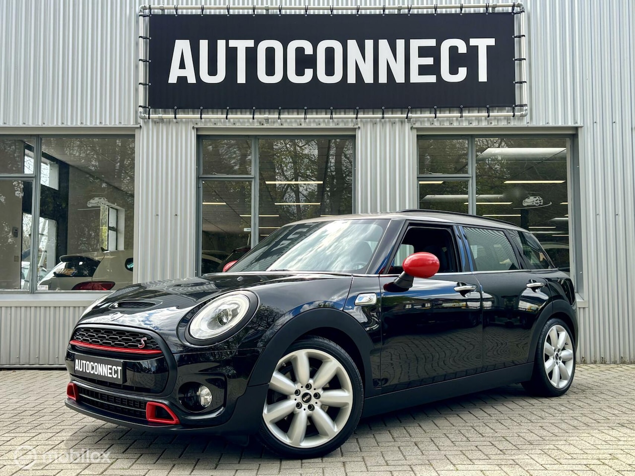 MINI Clubman - 2.0 Cooper S AUTOMAAT, PANODAK, NAVI, HALF/LEDER, VOL OPTIES - AutoWereld.nl