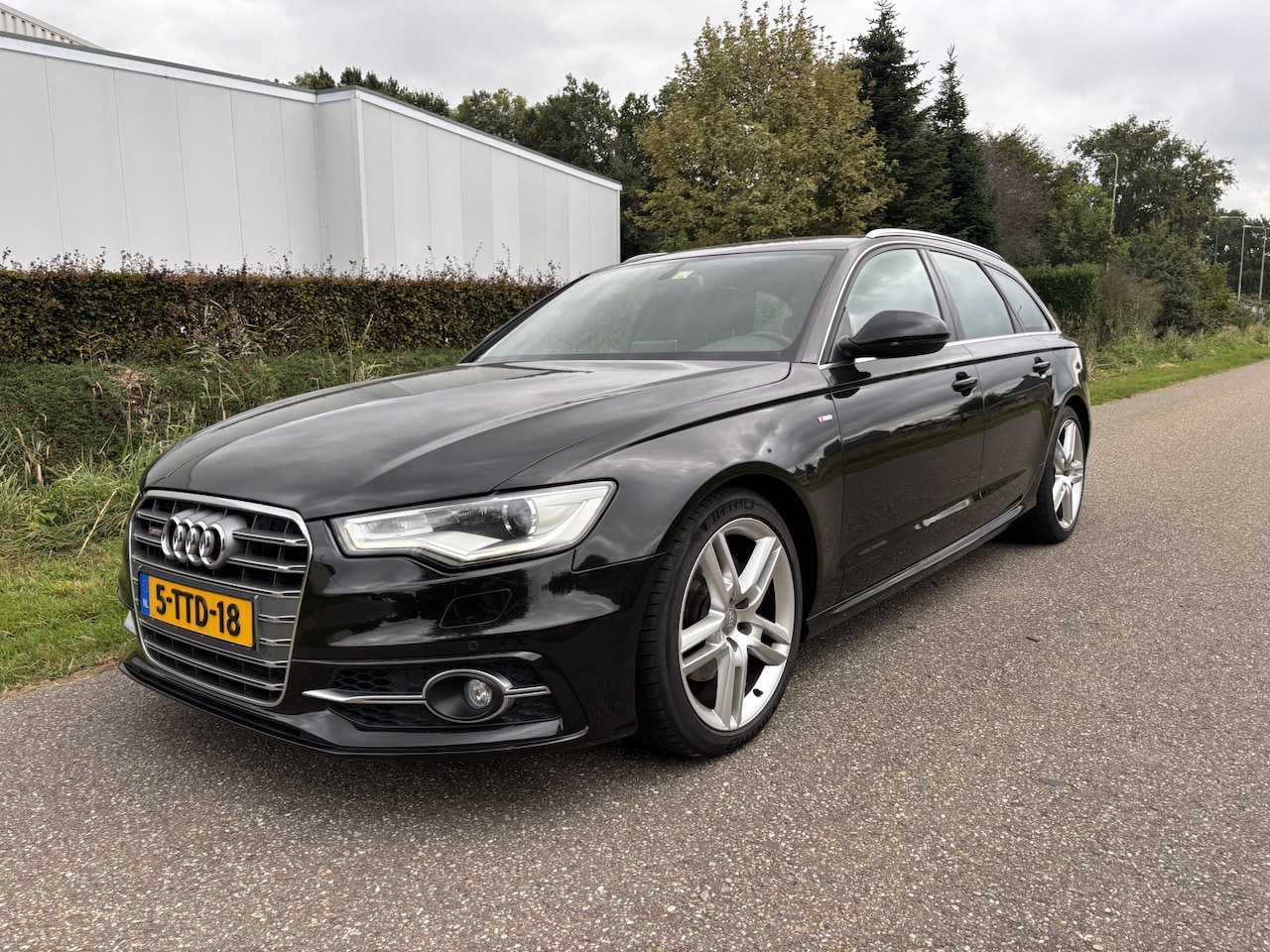 Audi A6 Avant - 2.0 TFSI Sport Edition / AUTOMAAT / S-LINE / BOSE / NAVI / CRUISE - AutoWereld.nl