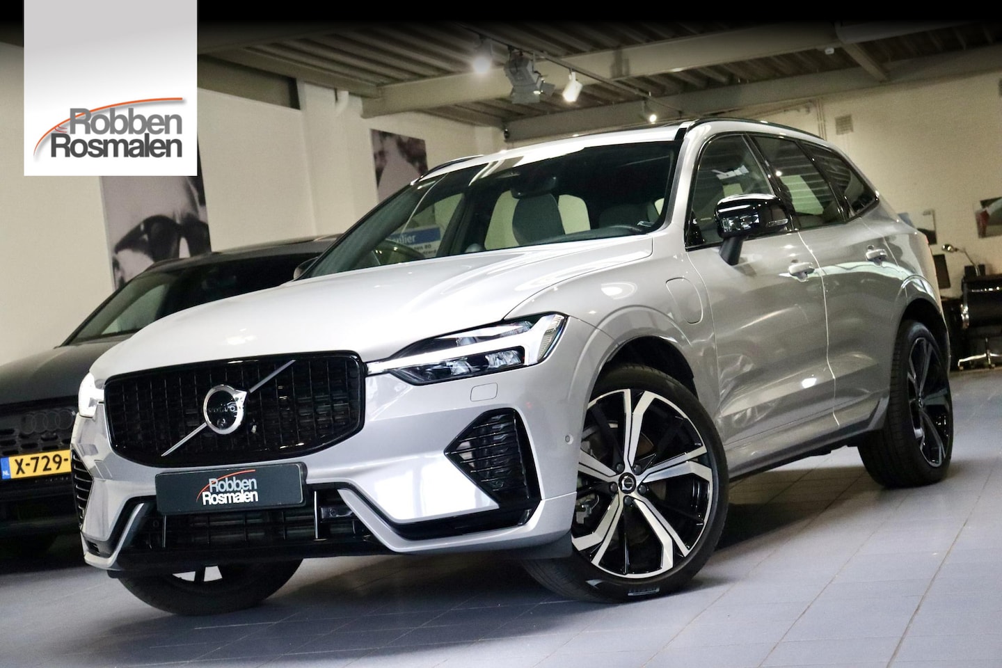 Volvo XC60 - 2.0 Rech T8 AWD Ult. Dark Luchtv.|Long Range|FULL - AutoWereld.nl