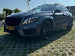 Mercedes-Benz GLA-Klasse - 45 AMG 4Matic Edition 1 Nieuwe Turbo | Harman Kardon | Schaalstoelen | Panorama