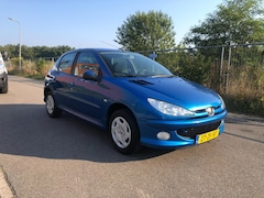 Peugeot 206 - 1.4 Forever Leuke Nette Auto