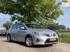 Toyota Auris - 1.3 Comfort | Dealer onderh. + Clima nu € 7.975,