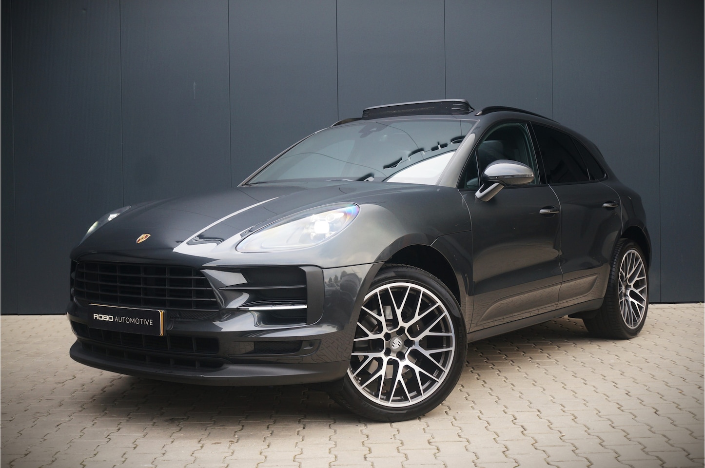 Porsche Macan - 2.0 | Panoramadak | Bose | Luchtvering | Memory Seats | Camera | Volledig Leder | NAP | St - AutoWereld.nl