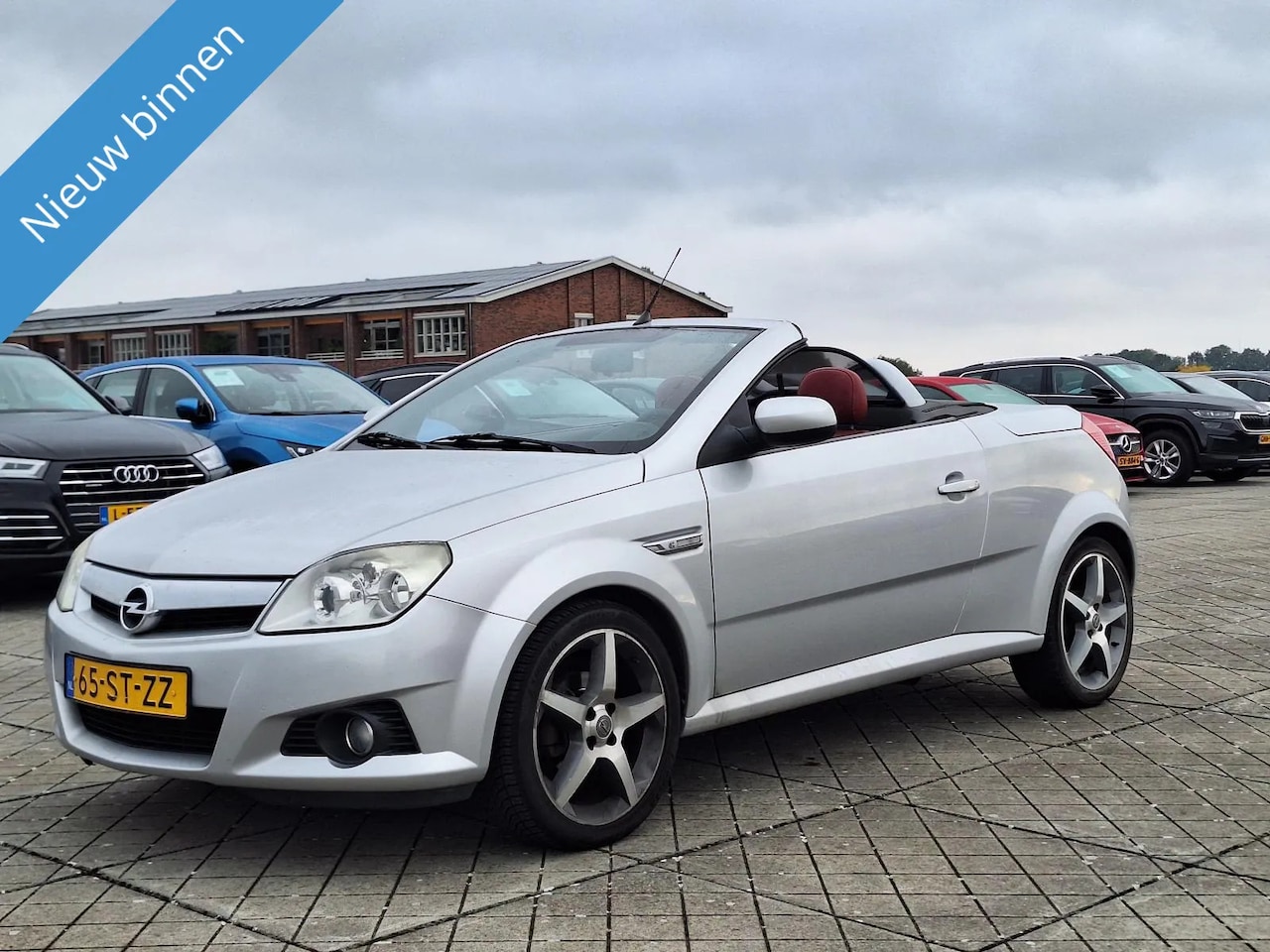 Opel Tigra TwinTop - €2850,-1.4-16V Sport Airco Apk 2025 Nap pas - AutoWereld.nl