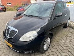 Lancia Y(psilon) - Ypsilon 1.2 Argento airco