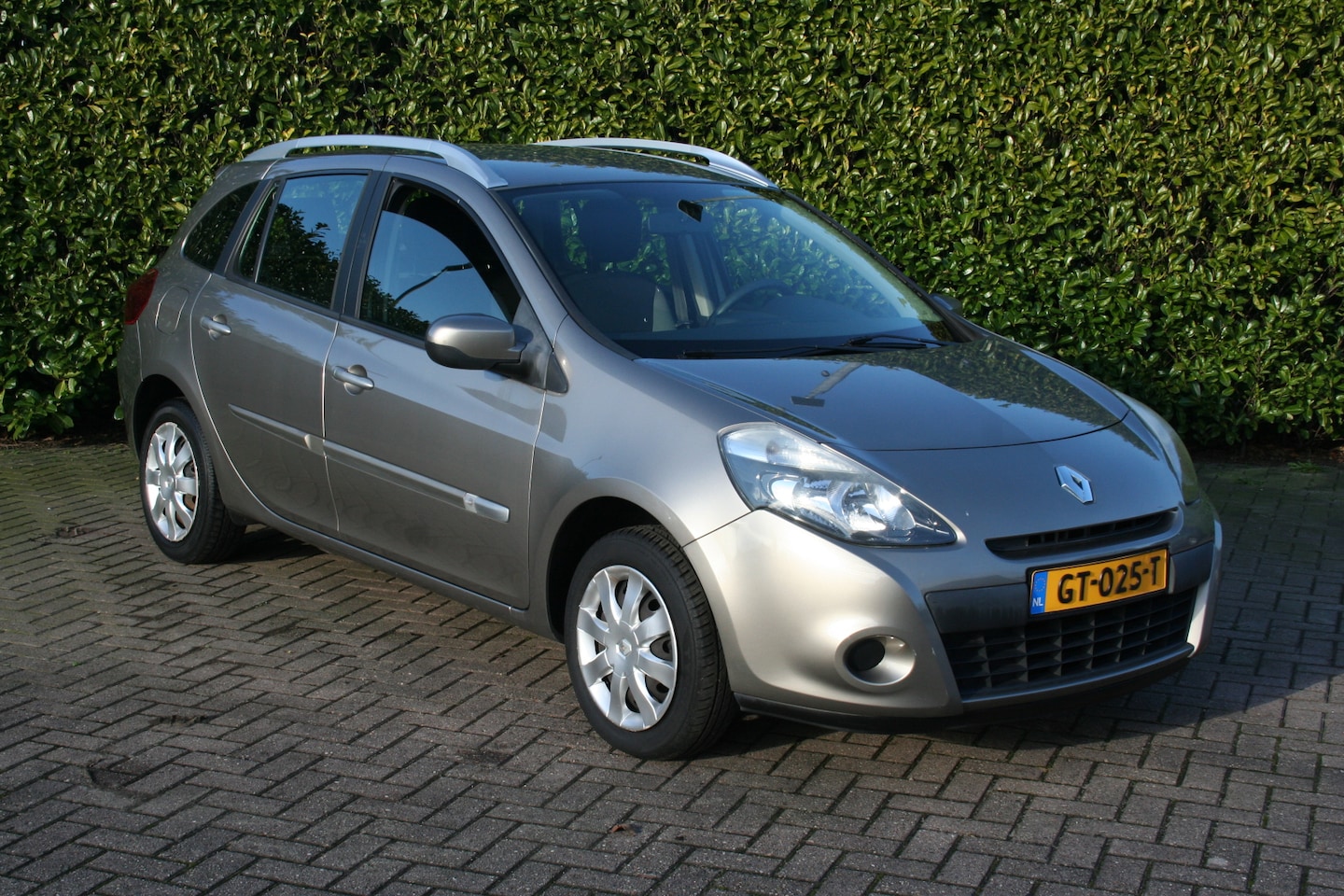 Renault Clio Estate - 1.2 16V 1.2 16V 55KW - AutoWereld.nl