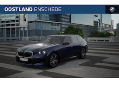 BMW 5-serie Touring - 530e High Executive M Sport Automaat / Panoramadak / Trekhaak / Bowers & Wilkins / Parking