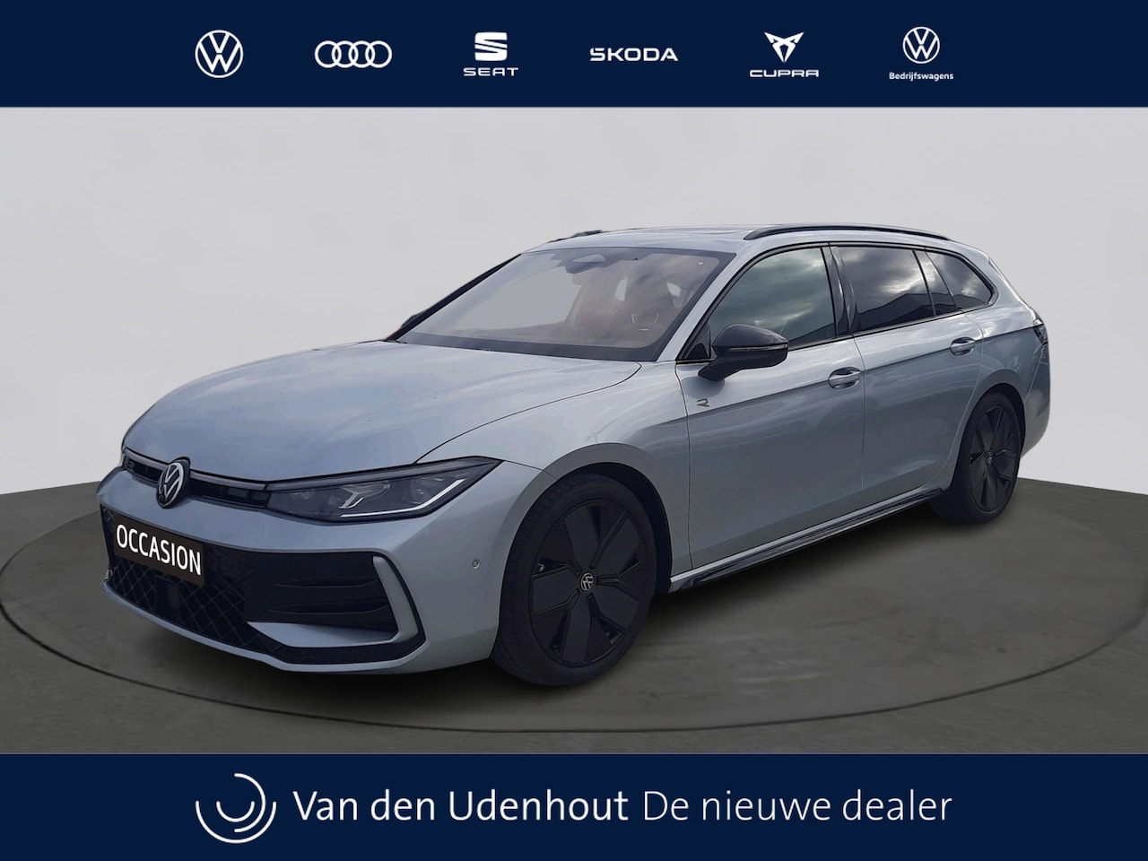 Volkswagen Passat Variant - 1.5 TSI 150pk R-Line Business DSG / Panoramadak / 360 Camera / Stoel/Stuur/Voorruit verwar - AutoWereld.nl