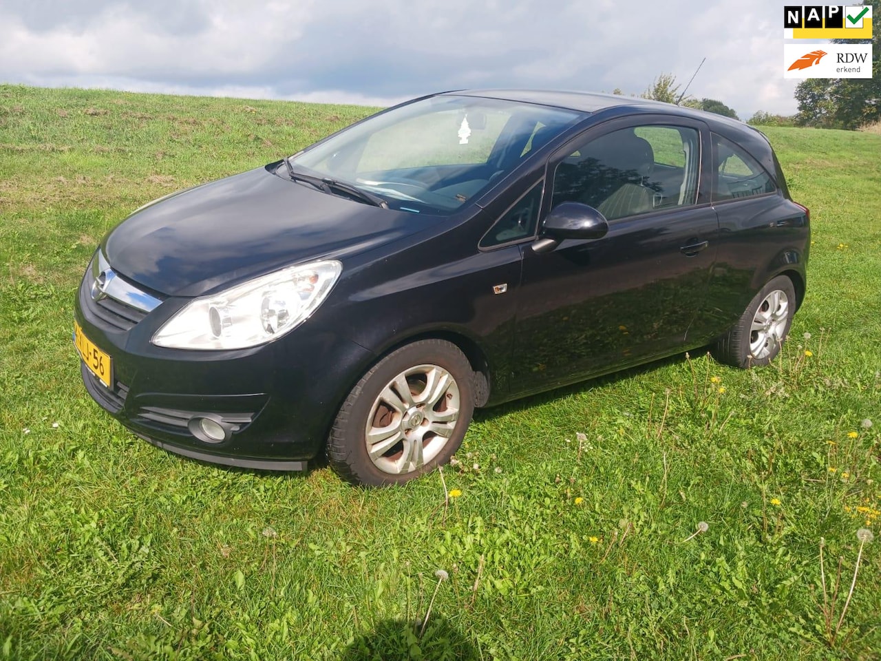 Opel Corsa - 1.2i 16V Enjoy Airco LM Velgen Electrische ramen en spiegels NAP - AutoWereld.nl