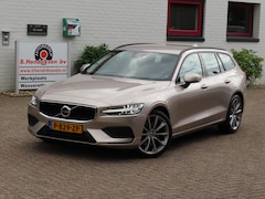 Volvo V60 - B3 163pk Mild Hybrid Aut Essential/ Navigatie/ 19 Inch velgen/ Apple Carplay/ DAB/ Camera