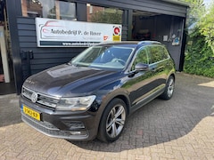 Volkswagen Tiguan - 1.5 TSI ACT 150pk DSG Highline Business R