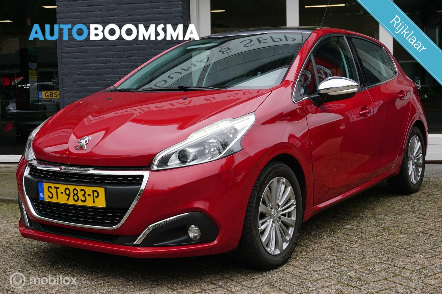 Peugeot 208 - 1.2 5drs 110pk Allure Clima Cruise Apple Carplay - AutoWereld.nl