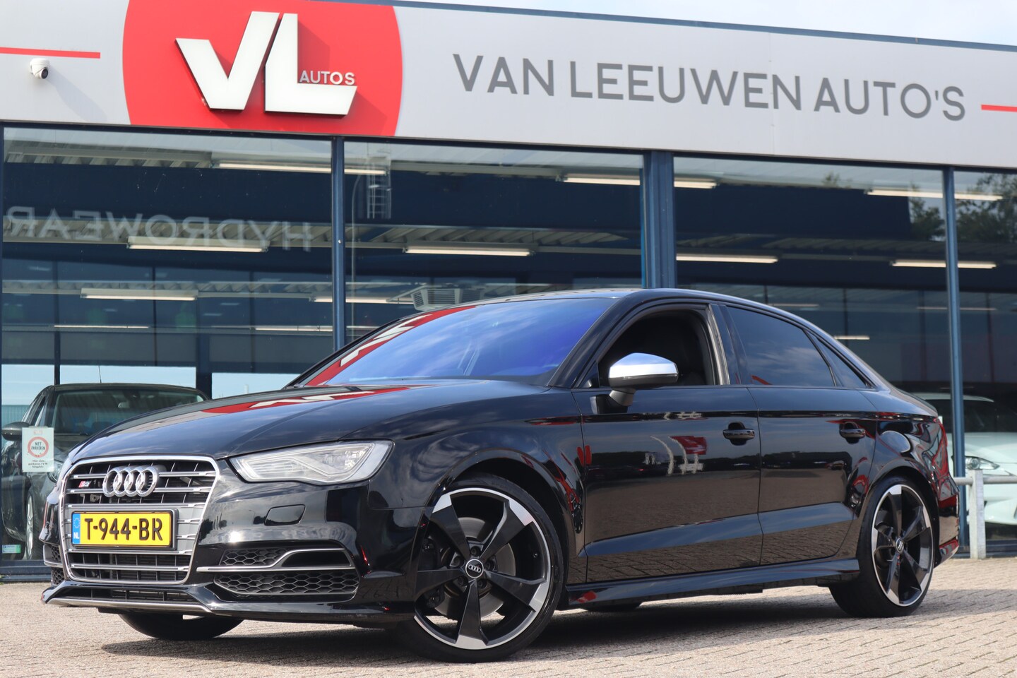 Audi A3 Limousine - 2.0 TFSI S3 quattro Pro Line Plus | B&O | Navi | Stoel verwarming | APK 30-09-2025 | - AutoWereld.nl