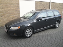 Volvo V70 - 2.0 Limited Edition leer navi cruisecontrol airco