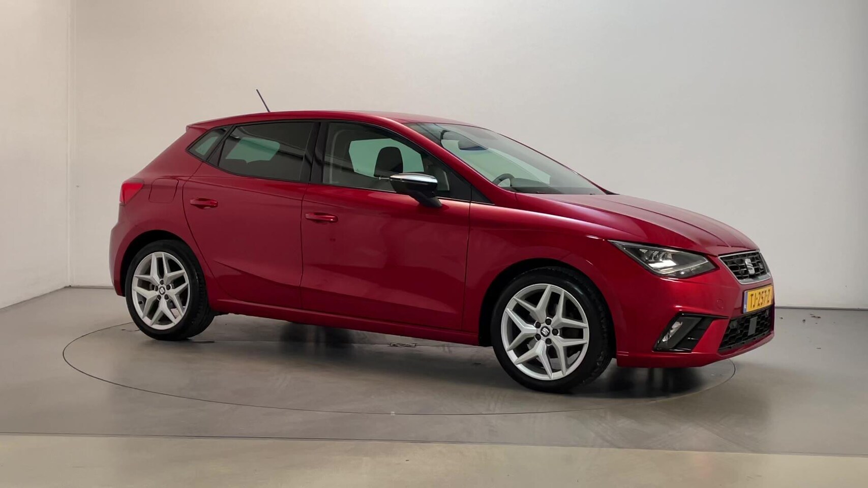 Seat Ibiza - 1.0 TSI FR Business Intense Camera Full Link Cruise Control - AutoWereld.nl