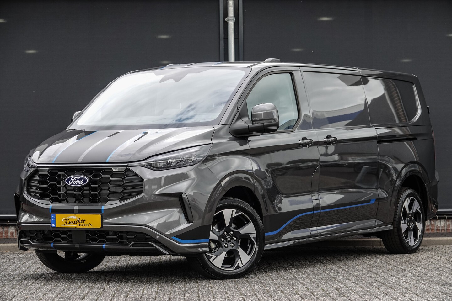 Ford Transit Custom - L2H1 170Pk Aut. | Sport | B&O Sound | 360° camera | Trekhaak - AutoWereld.nl