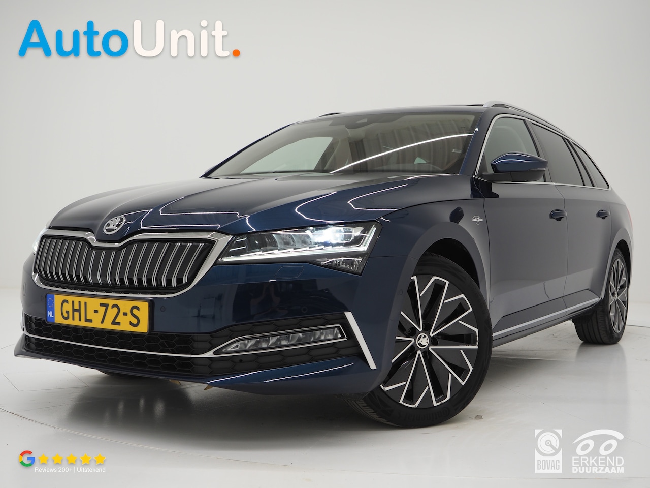 Skoda Superb Combi - 1.4 TSI iV Laurent & Clement | Panoramadak | Adaptive Cruise | Leder | 360 | Canton | Trek - AutoWereld.nl