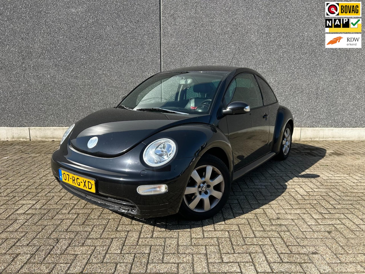 Volkswagen New Beetle - 1.6 Turijn | AIRCO | LEDER | STOELVERW | APK T/M 27-8-2025 | COMPLEET ONDERHOUDEN | NAP | - AutoWereld.nl