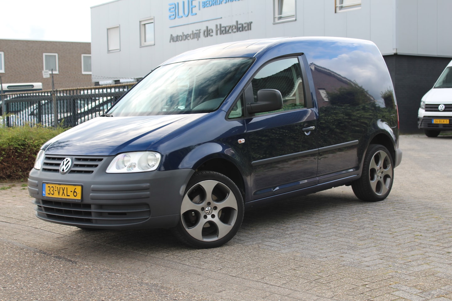 Volkswagen Caddy - 2.0 SDI 70PK ✓ nette auto 123.888KM NAP ✓ blauw metallic - AutoWereld.nl