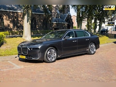 BMW 7-serie - 750e xDrive 7000KM BJ 2023