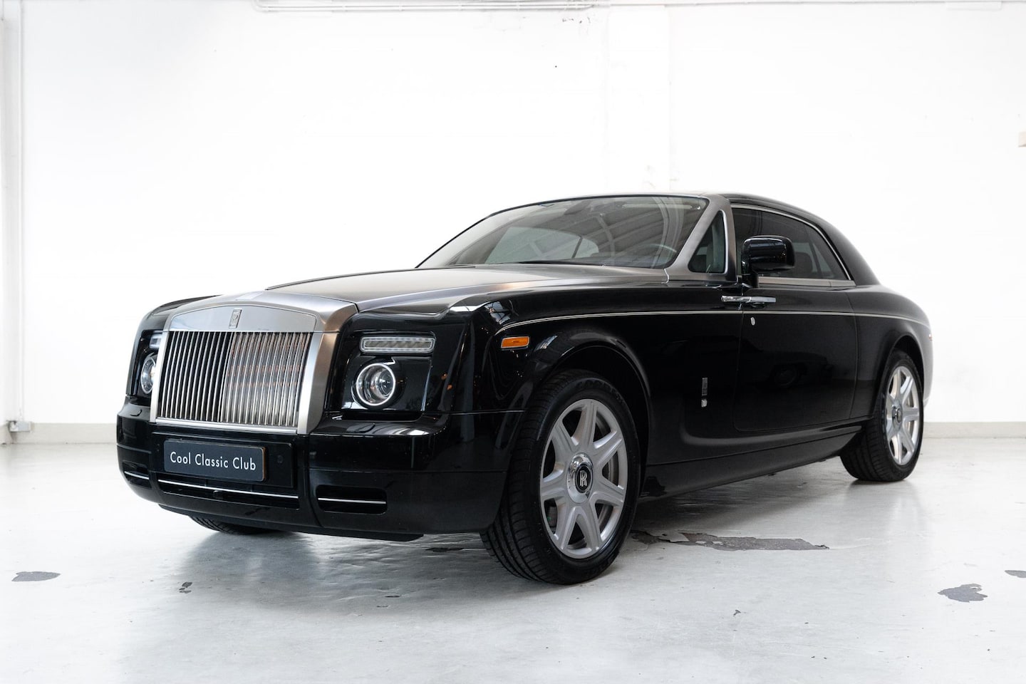 Rolls-Royce Phantom - 6.7 V12 Coupé - Starlight - Brushed Steel Package - - AutoWereld.nl