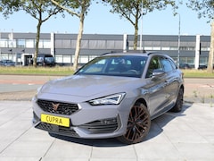 CUPRA Leon Sportstourer - 1.4 e-Hybrid 245PK | Panodak | Keyless | Camera | Carplay | Dodehoek | Adaptive Cruise | 1