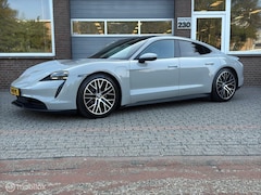 Porsche Taycan - Performance 84 kWh PANO/AIRCO/CAM/LEDER/CHRON